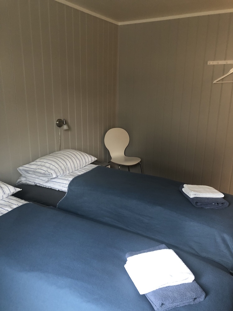 Standard Apartment, 4 Bedrooms (Rorbu Hamningberg) photo 3