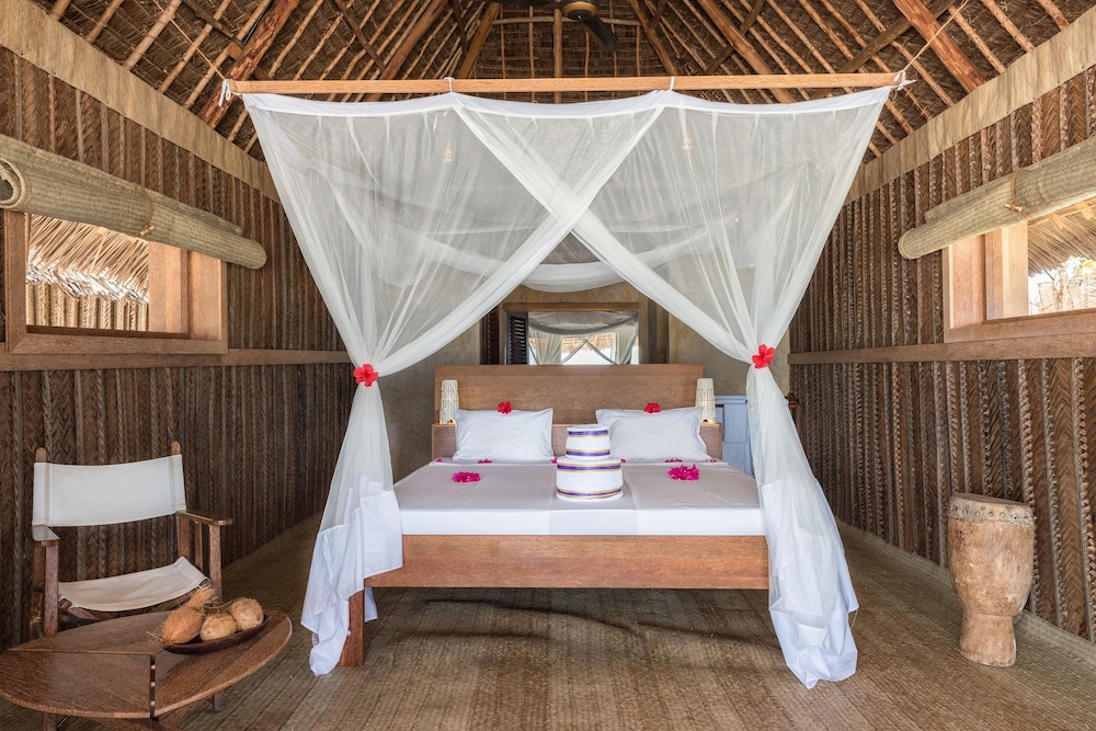 Room, 1 King Bed, Beachfront (40 m2)
