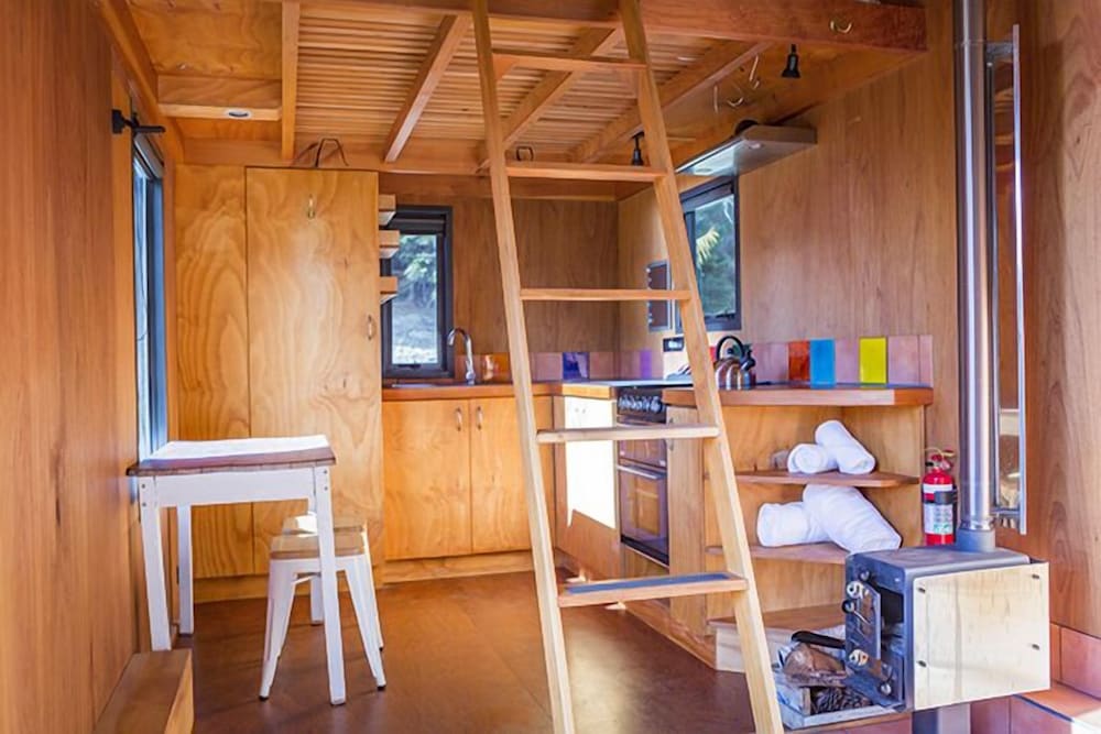 Classic Mobile Home, 1 Loft Double Bed, Kitchenette, Lake View photo 2