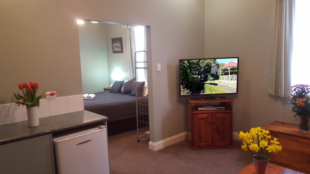 King Deluxe Suite photo 2