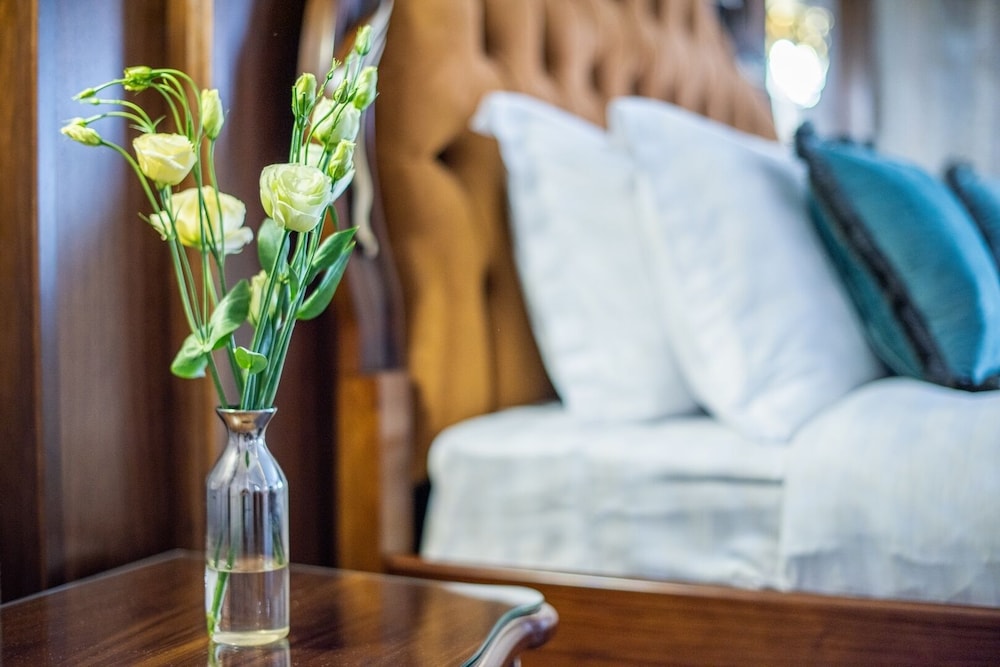 Premium Suite - Photo 8