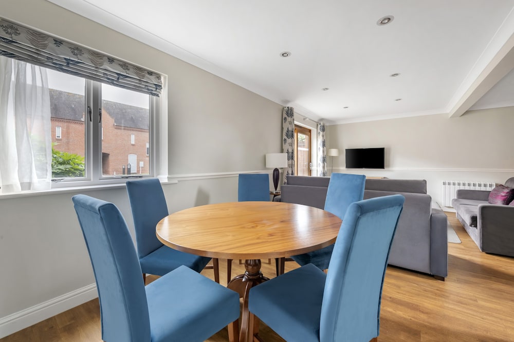 Apartment, 2 Bedrooms - Photo 16
