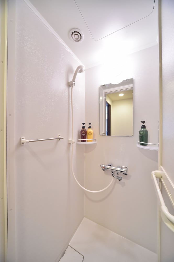 Moderate Twin Room, Smoking (21sqm) photo 2