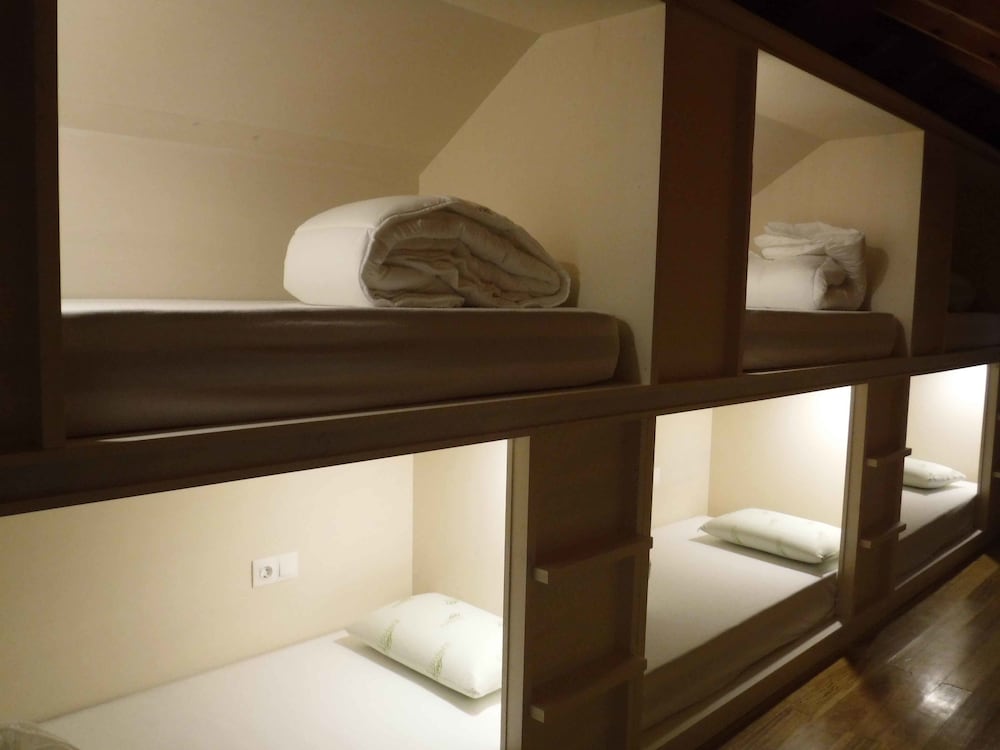 Bed in Shared Dormitory photo 3