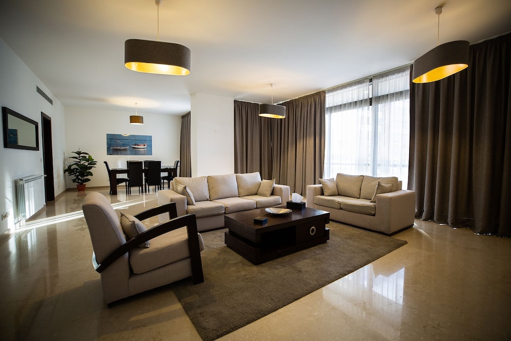 Executive Apartment, 3 Bedrooms, City View