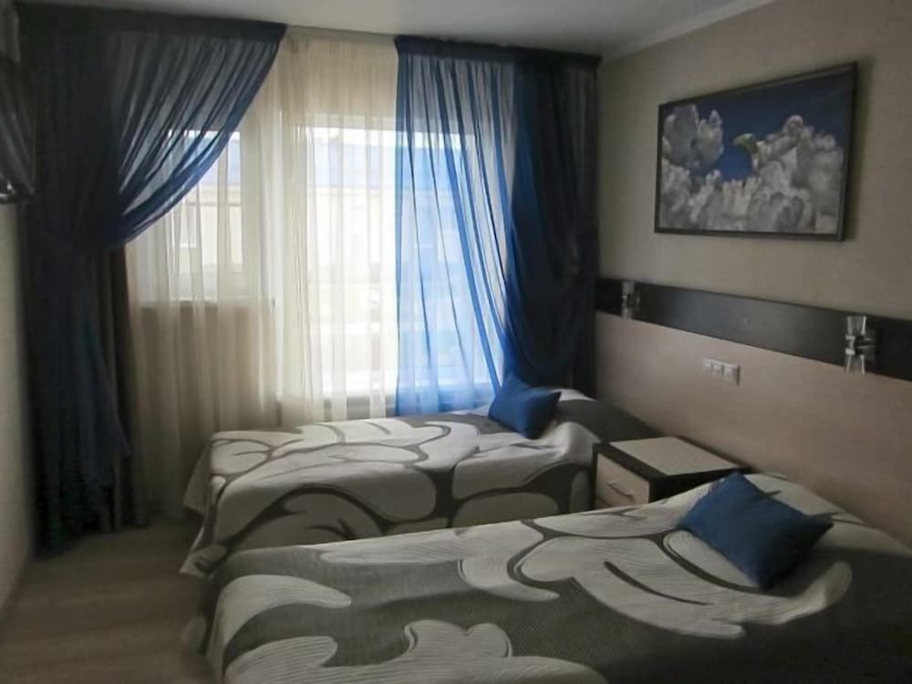 Standard Twin Room photo 2