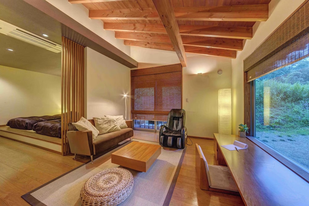 Annex Japanese Suite, Private Semi-Open-air Bath, ROKKABO, -YUKITSUBAKI- photo 2