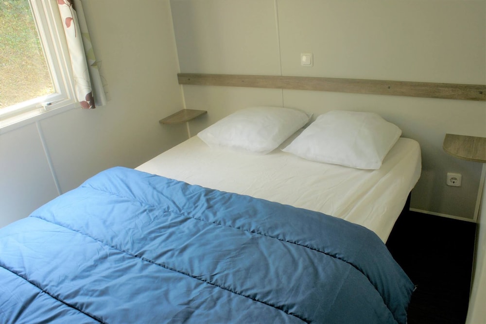 Mobile Home, 2 Bedrooms