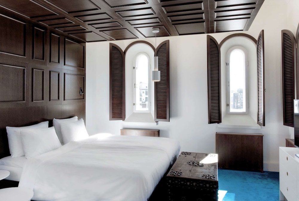 Suite (Plaza) photo 1