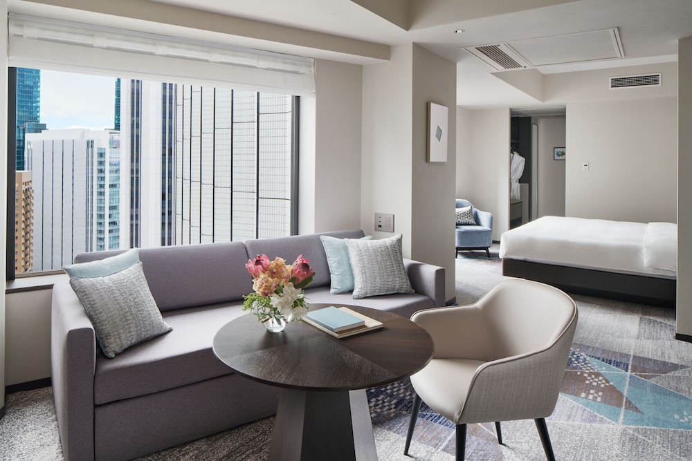 Suite, 1 King Bed, Club Lounge Access (Mizu)