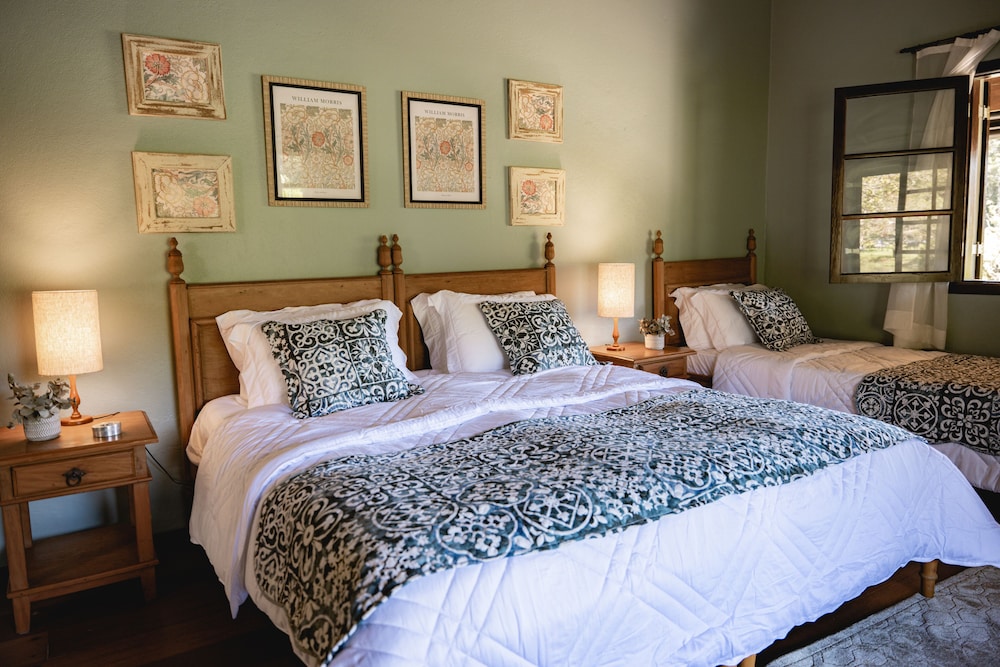 Grand Room photo 2