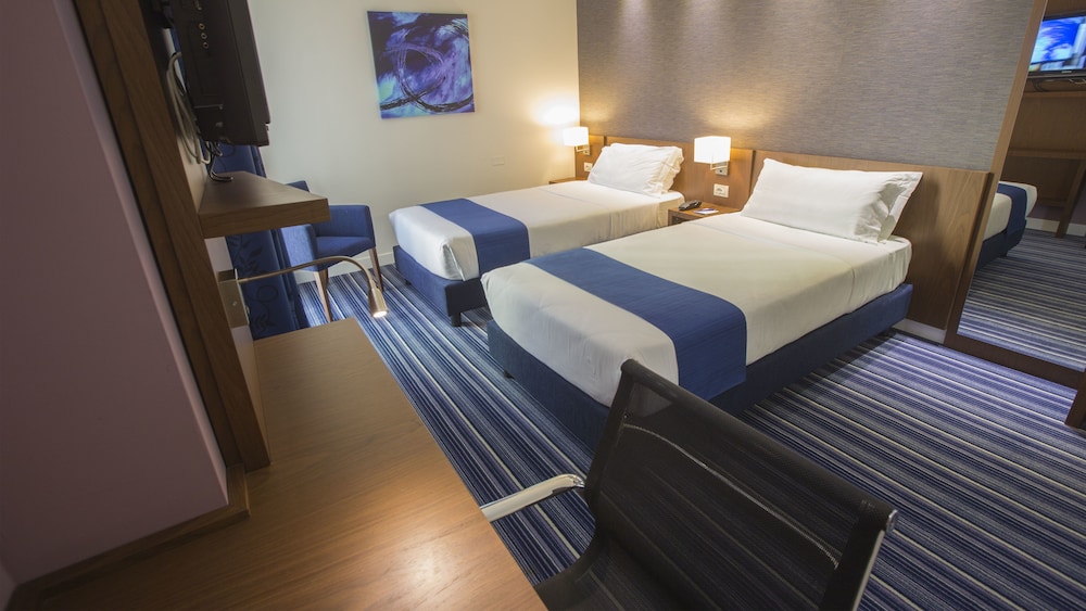Standard Twin Room photo 1