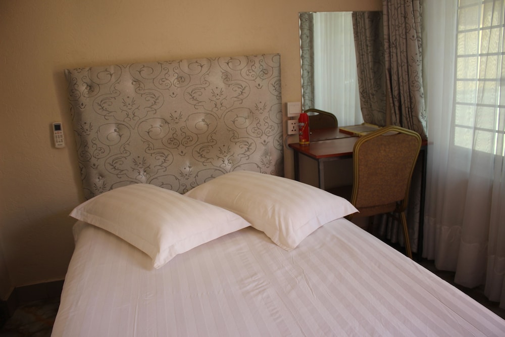 Economy Single Room