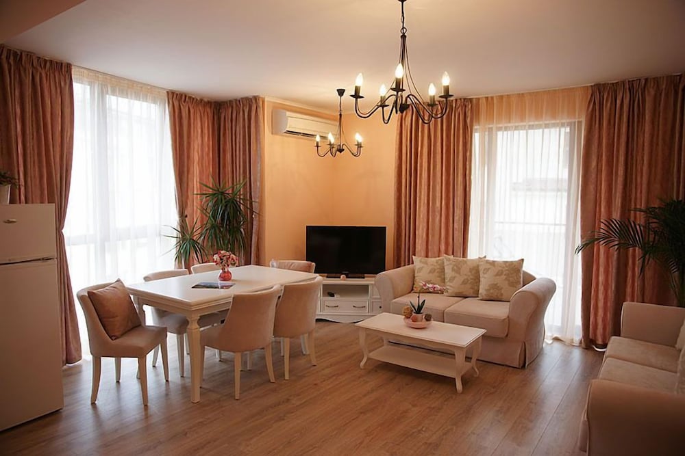 Standard Apartment, 2 Bedrooms, Kitchenette photo 1