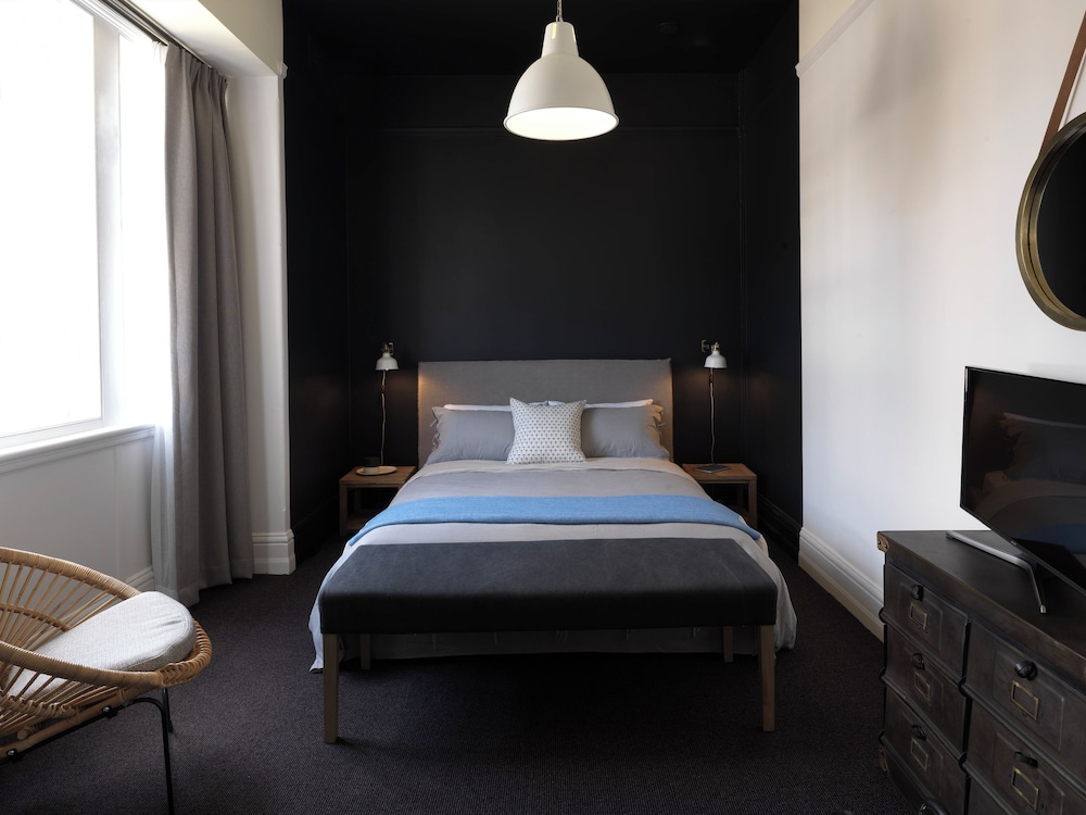 Standard Double Room, 1 Queen Bed, Partial Sea View
