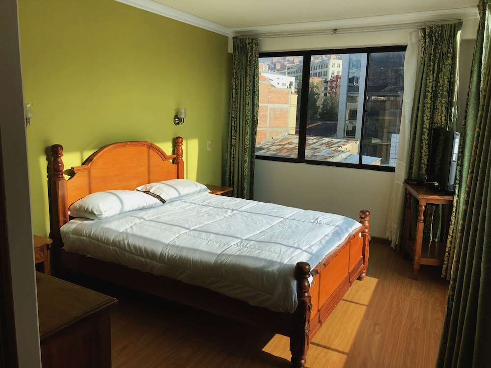 Classic Quadruple Room photo 3