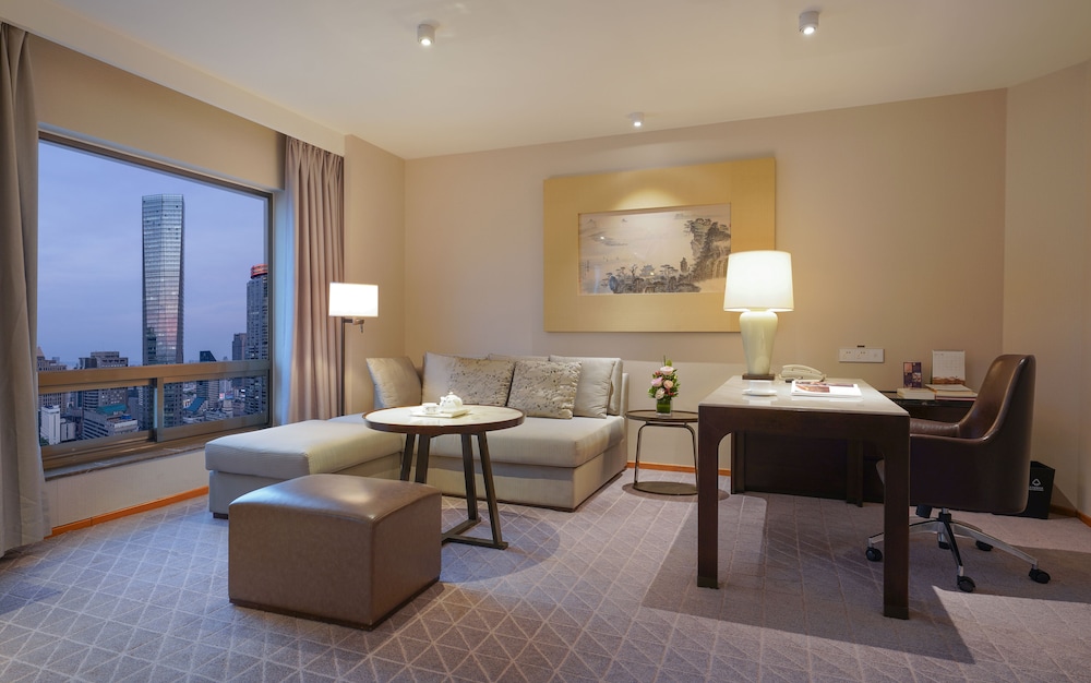 Jinling Tower Elegant Executive Room(King) - Photo 4