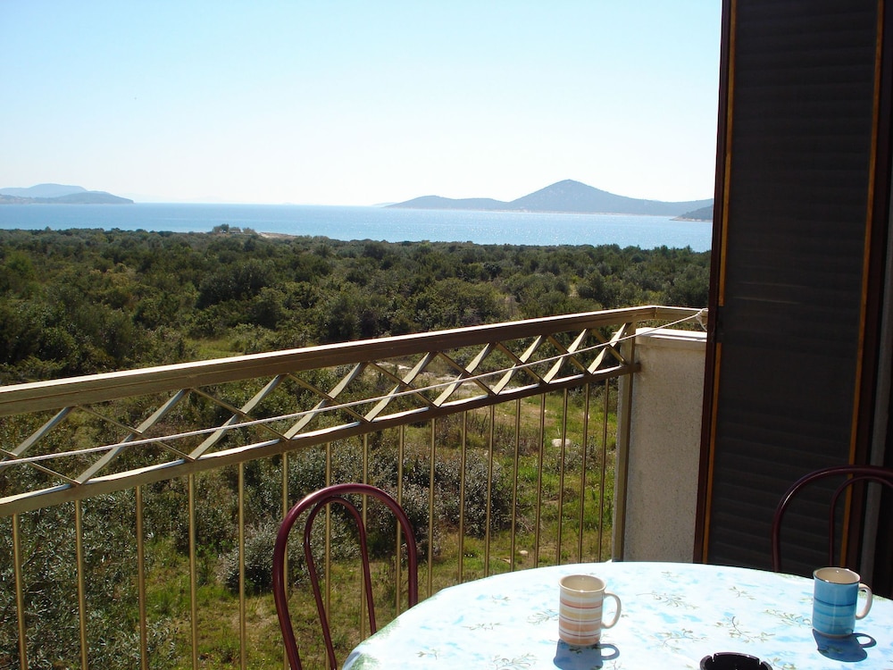 Apartment (Damir - on the sea side - A1(4)) photo 1