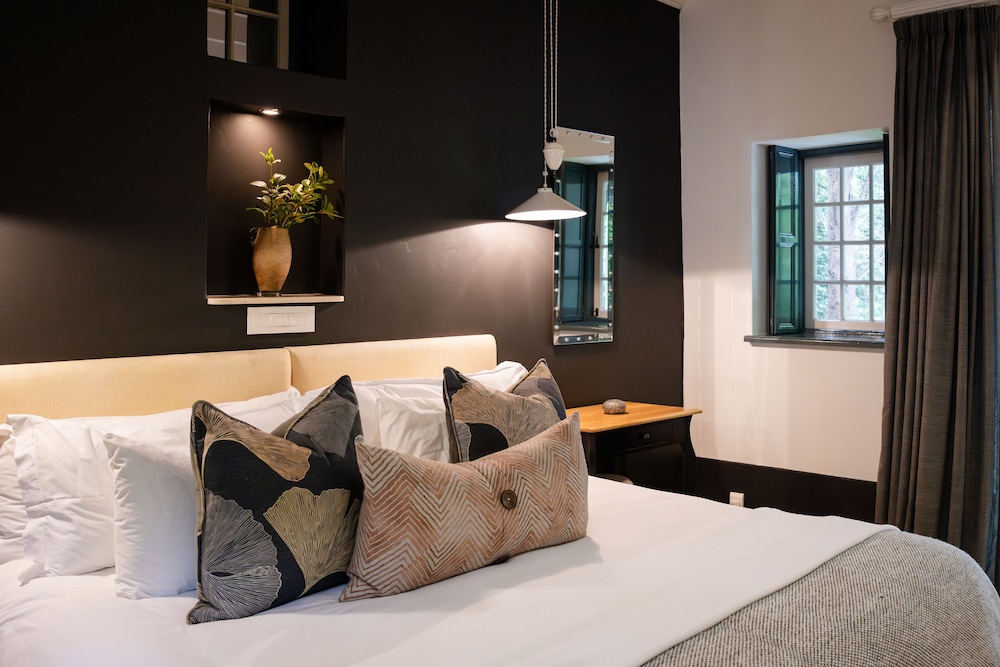 Downstairs suite