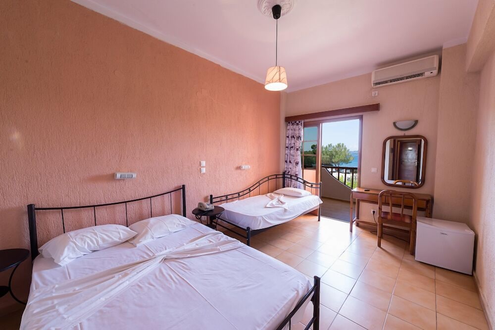 Triple Room, Mountain View photo 3