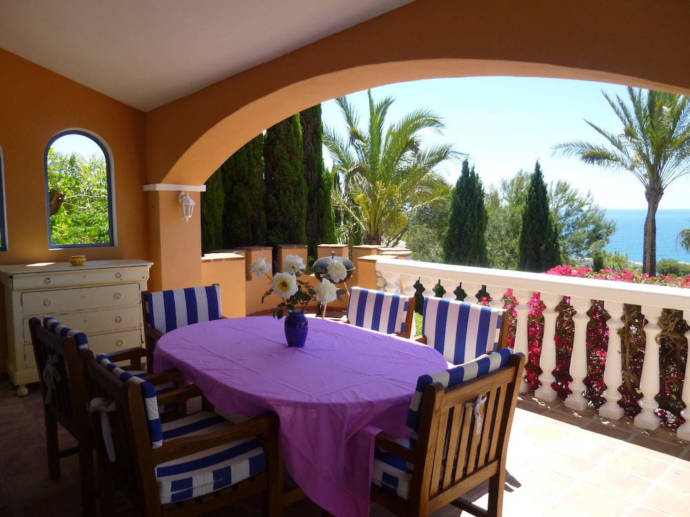 Comfort Villa, 4 Bedrooms