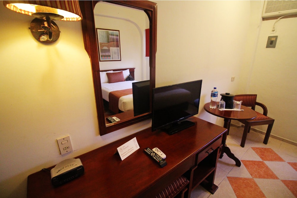 Standard Room - Photo 6