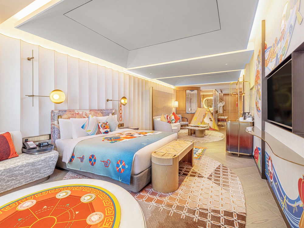 Premium Room, 1 King Bed (Kids Theme) - Photo 1