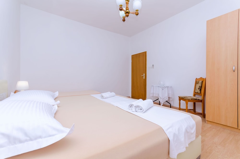 Apartment (A1) photo 3