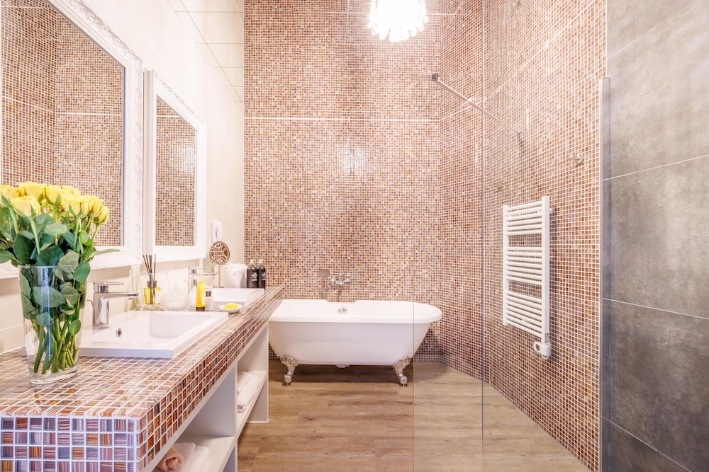 Junior Suite, River View - Photo 17