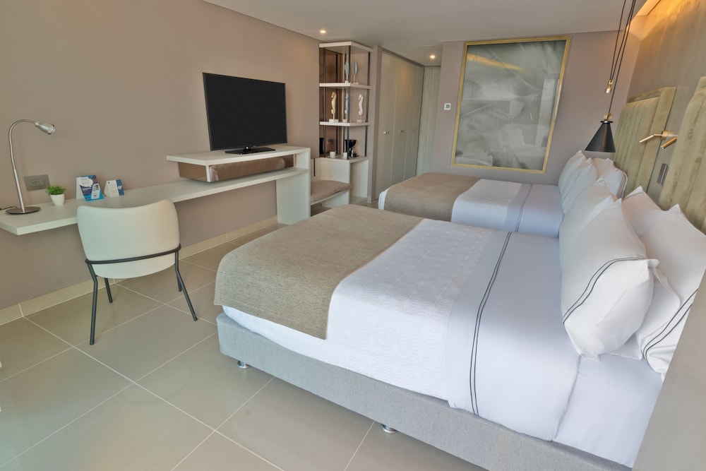 Superior Twin Room, 2 Double Beds photo 3