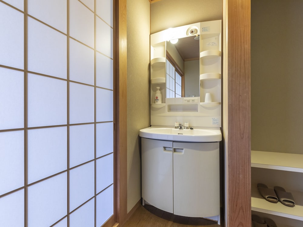 Traditional Room, Non Smoking photo 2