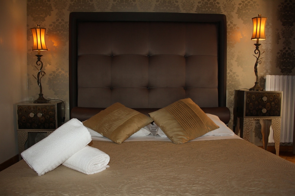 Deluxe Double Room photo 2