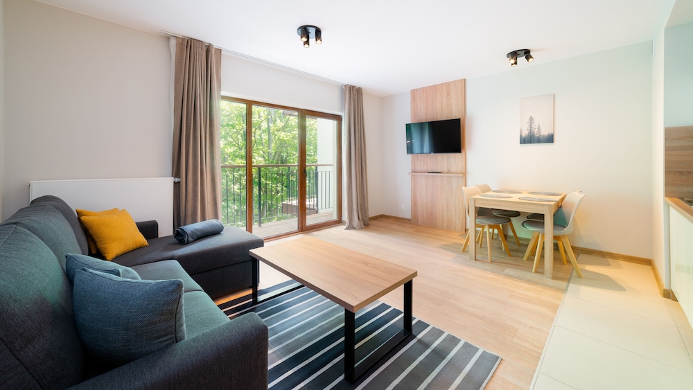 Apartment (3066)