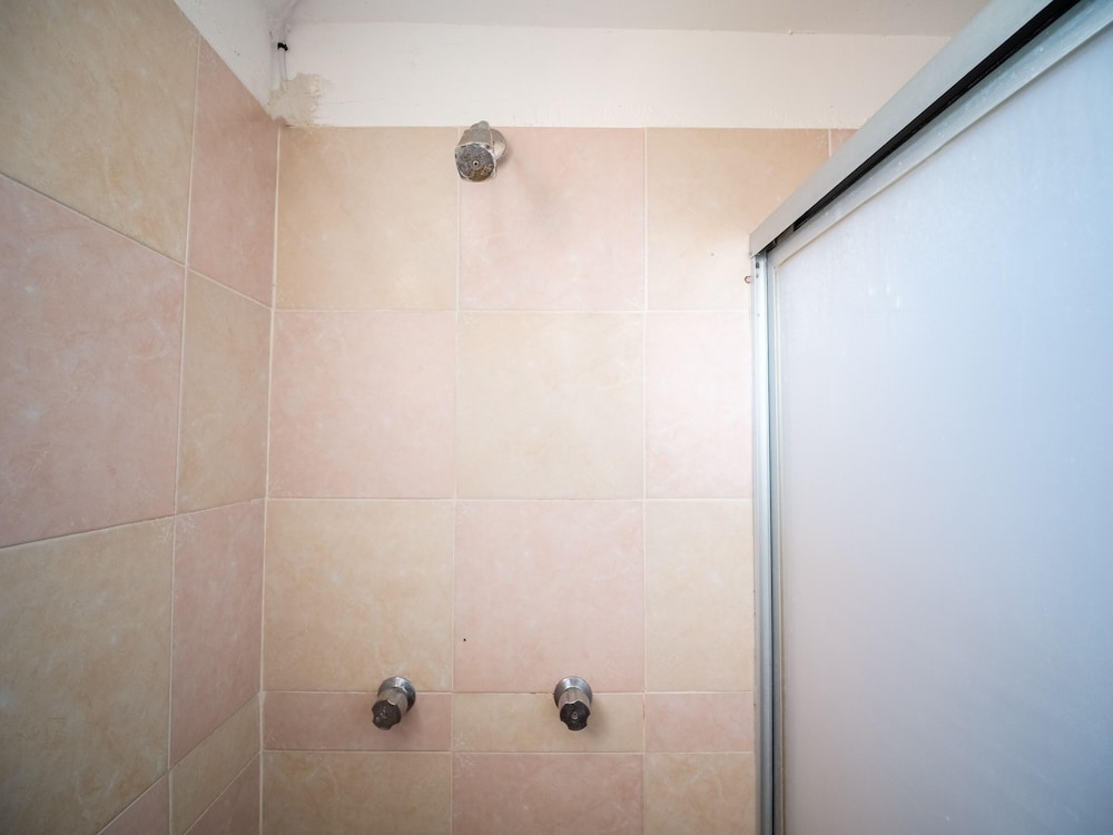 Standard Room, 2 Double Beds - Photo 4
