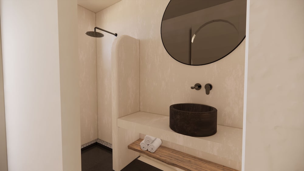 Suite With Outdoor Jetted Tub And Sea View photo 3