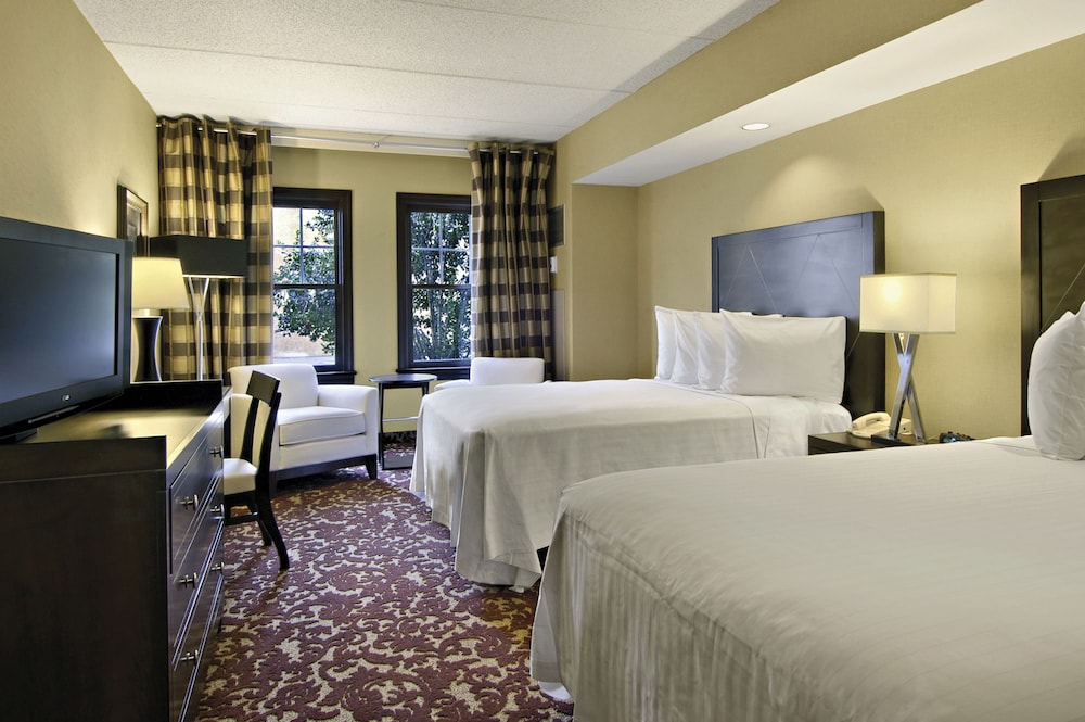 Deluxe Room, 2 Double Beds, Smoking photo 2