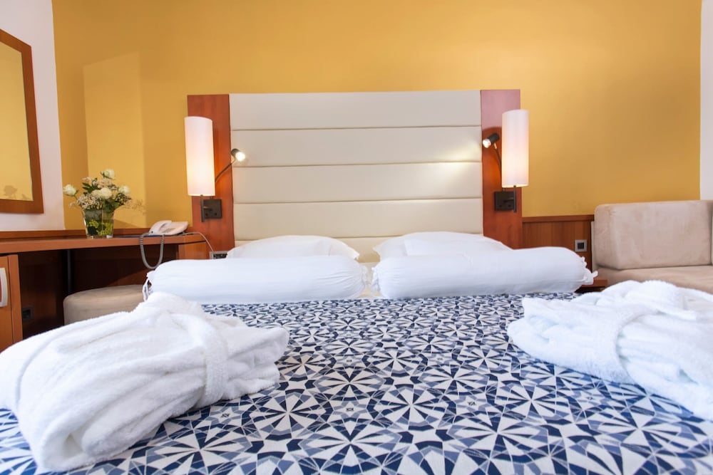 Superior Double Room, Balcony (Sea View) photo 3