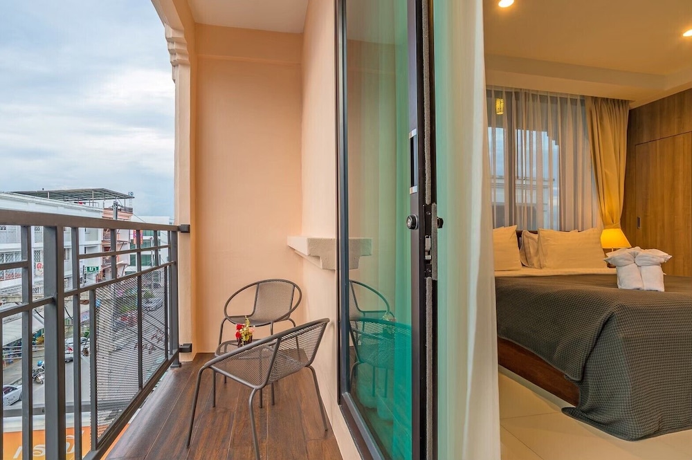 Superior Triple Room photo 3