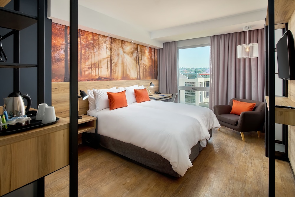 Room, 2 Twin Beds (View) - Photo 5