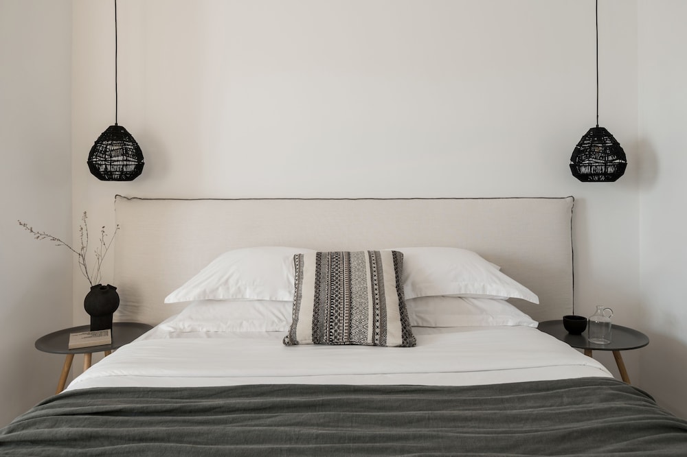 Deluxe Room, Private Pool - Photo 1