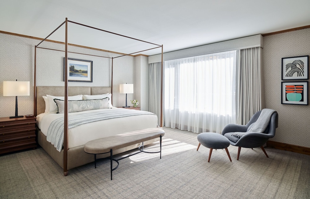 Room, 3 Bedrooms (Residence)