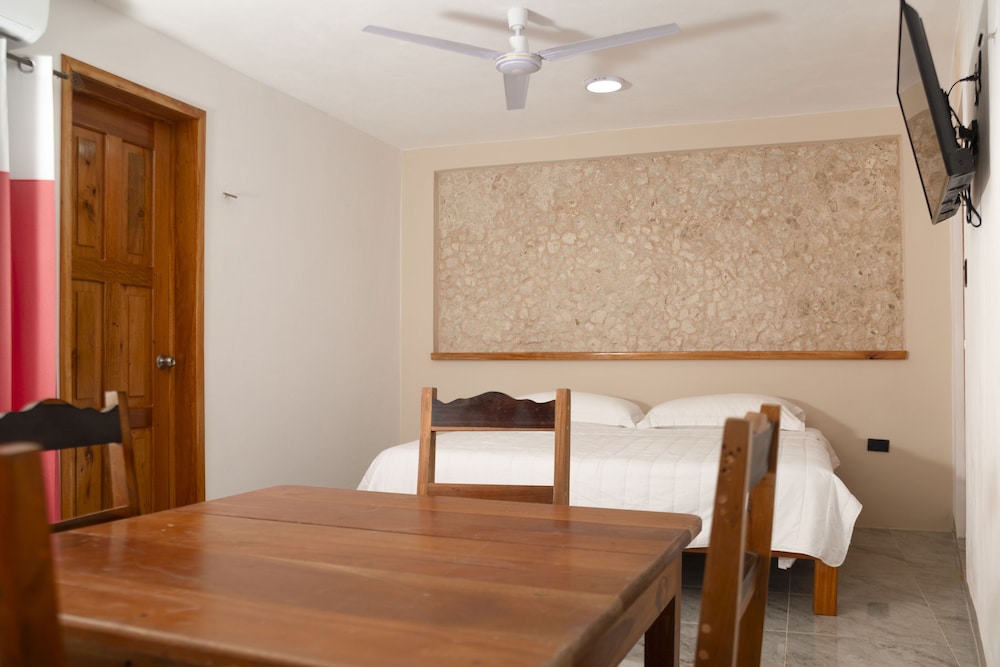 Family Room photo 1