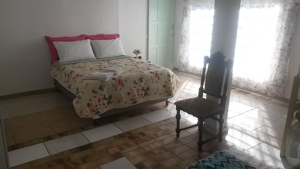 Basic Double Room Single Use, 1 Queen Bed photo 1
