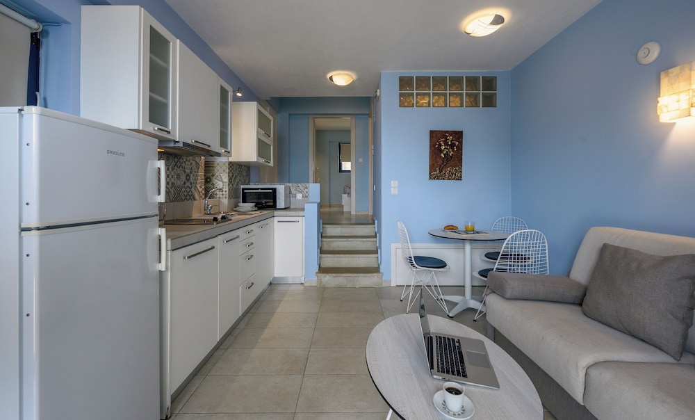 Deluxe Apartment, Sea View (Ground floor) photo 2