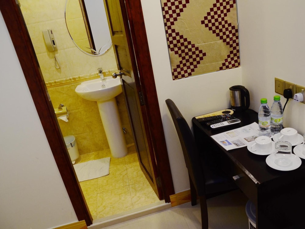 Basic Double Room photo 2