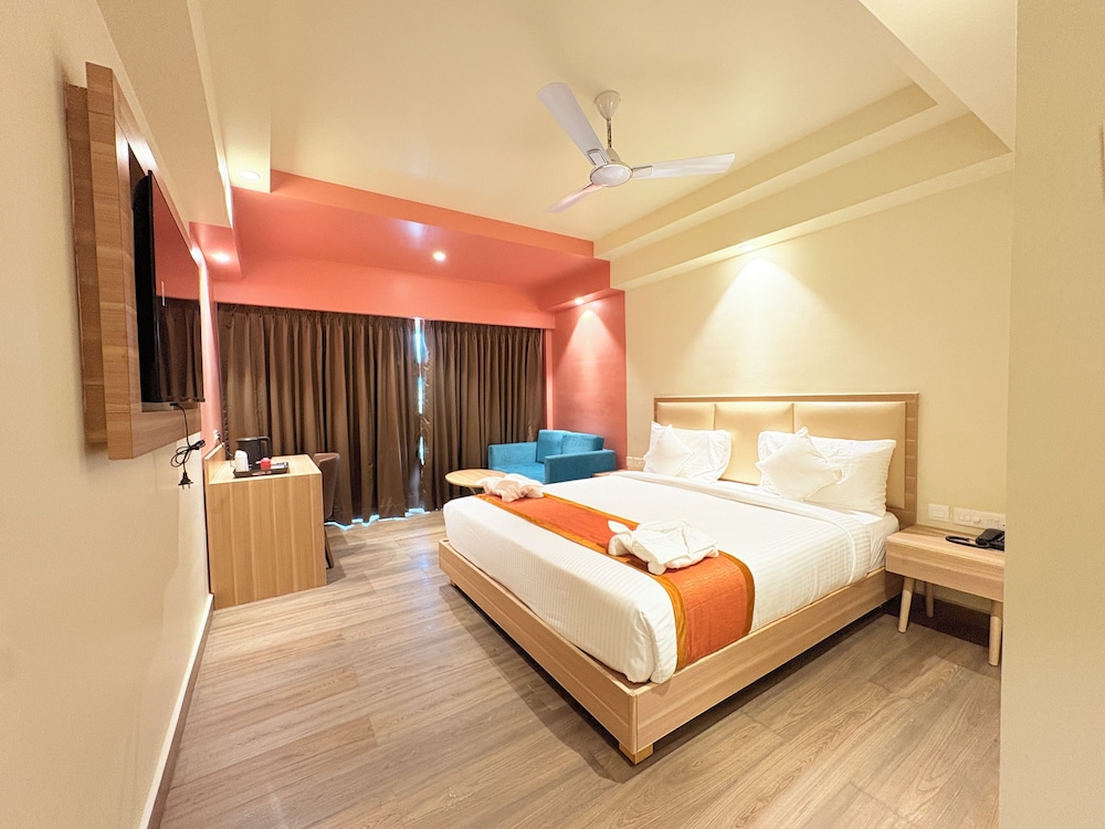 Premium Double Room, Balcony, City View