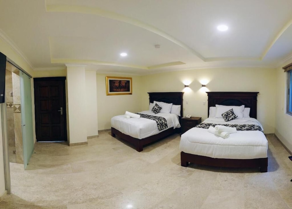 Standard Double Room, 2 Double Beds photo 2