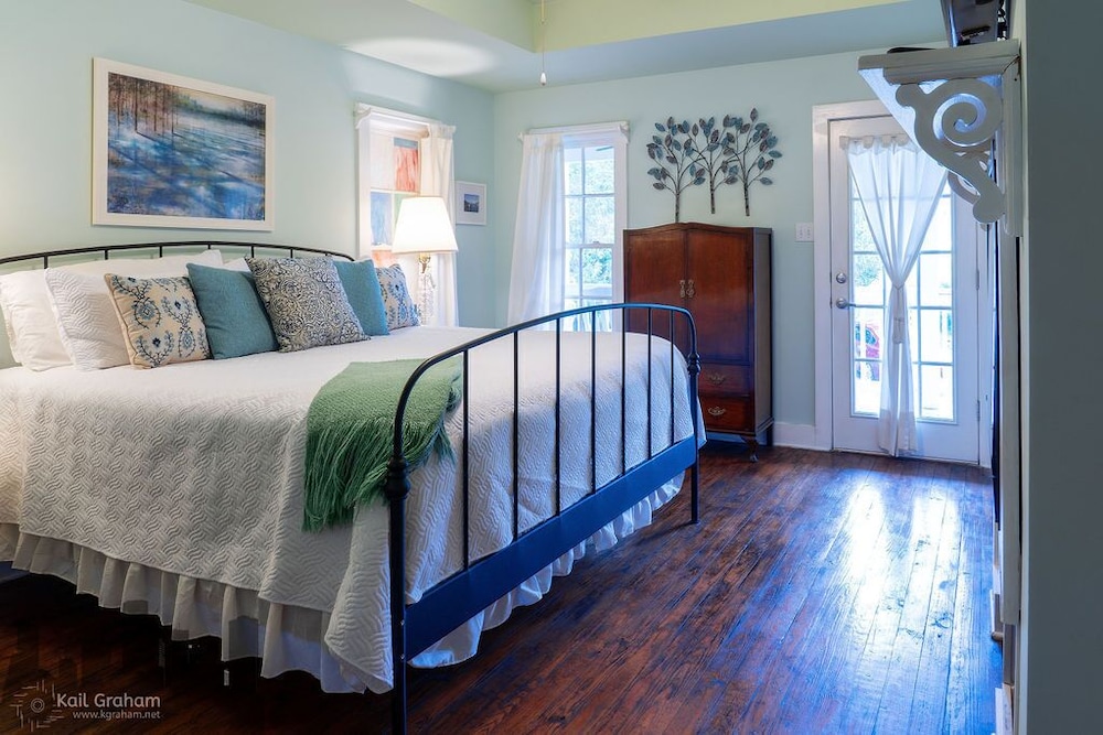Cypress Cove Room photo 1