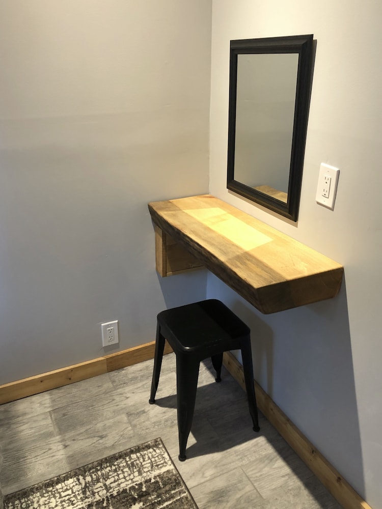 Standard Double Room, 1 Bedroom, Refrigerator & Microwave photo 2