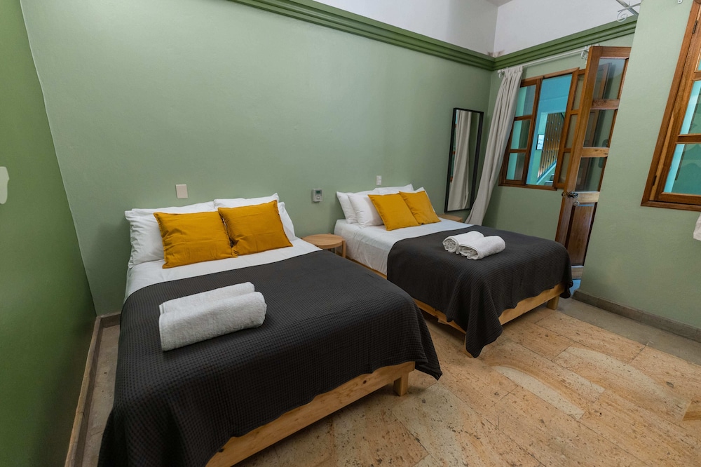 Luxury Twin Room photo 2